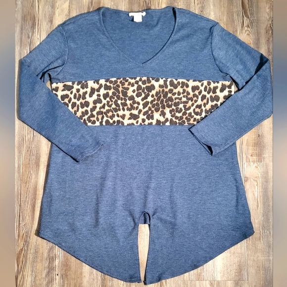 Lovely J High Low Shirt - Picture 1 of 5